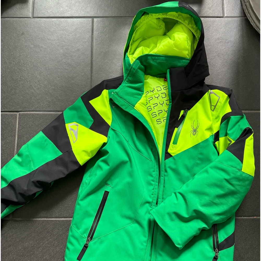 Spyder kids ski jacket
